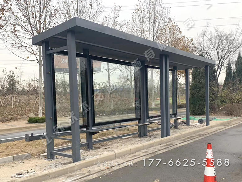 江蘇連云港城市公交車(chē)候車(chē)亭案例